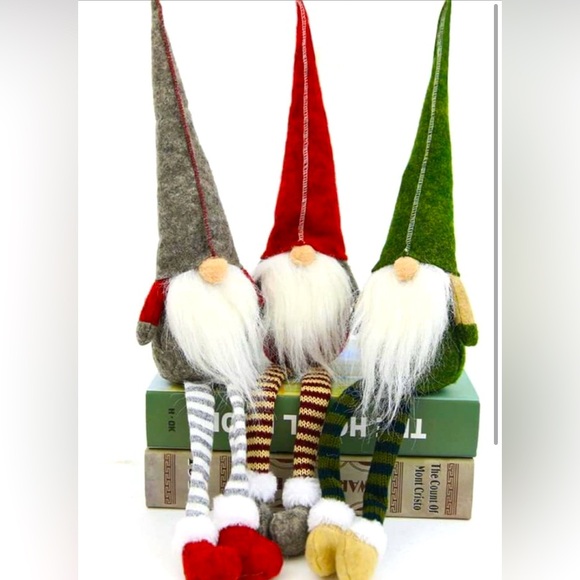 3 Faceless Santa Gnomes Xmas Decor Gifting Elf On Shelf New Firm $ - Picture 1 of 2